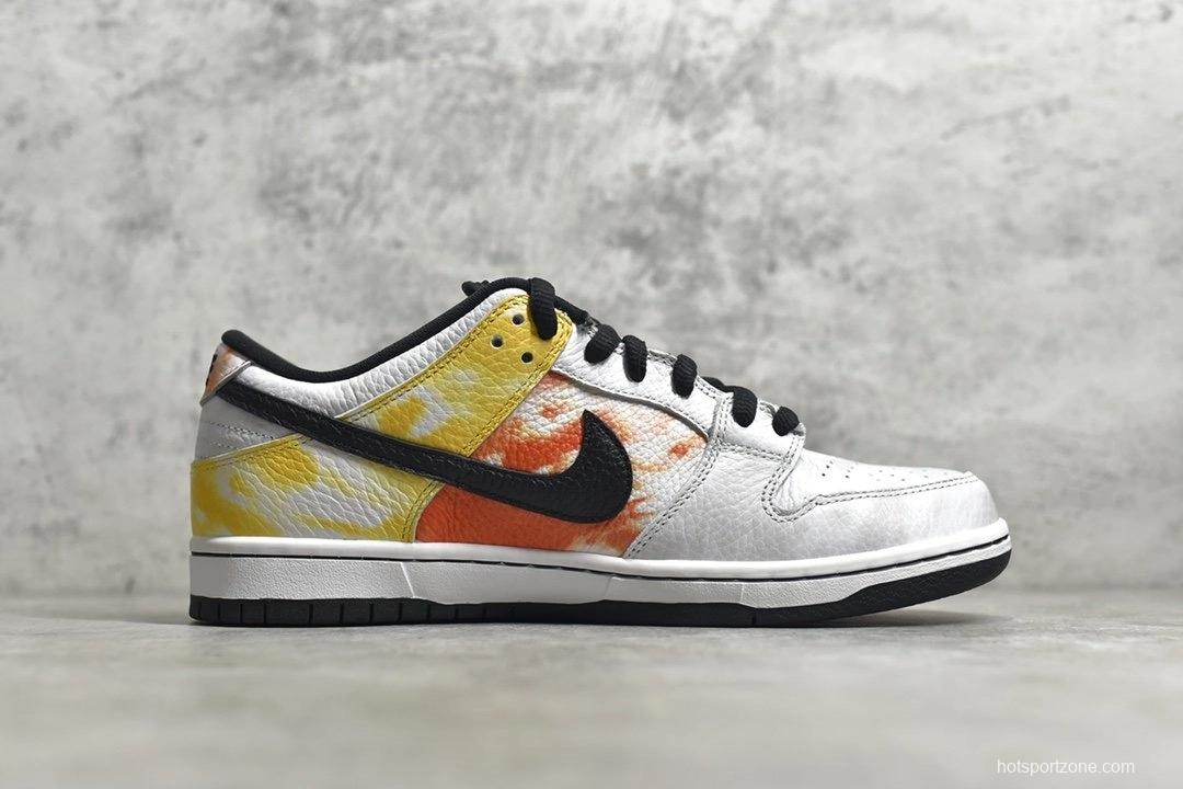 NK SB Dunk Low Pro QS Roswell Raygun