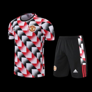 22/23 Manchester United Red & Black Short Sleeve Training Kit: