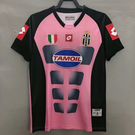 Retro 02/03 Juventus Goalkeeper Pink Jersey
