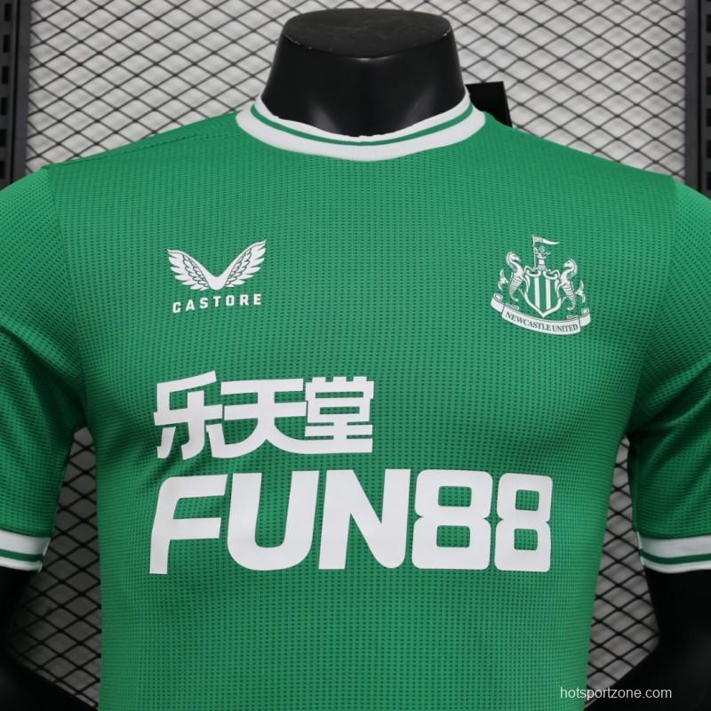 Player  Version 23/24 Newcastle United Away Green Jersey