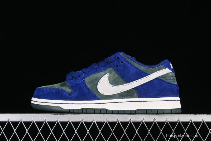 Nike SB Dunk Low Skateboarding Shoes - HF3704-400