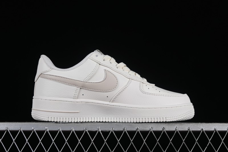 Nike Vlone x Air Force 1 '07 Low Casual Sneakers in Apricot - AA5360-009