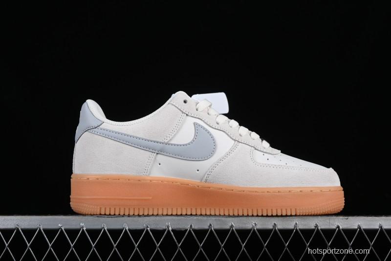 Nike Air Force 1 '07 Low Casual Sneakers with Full-Length Air Cushion - FQ8714-002