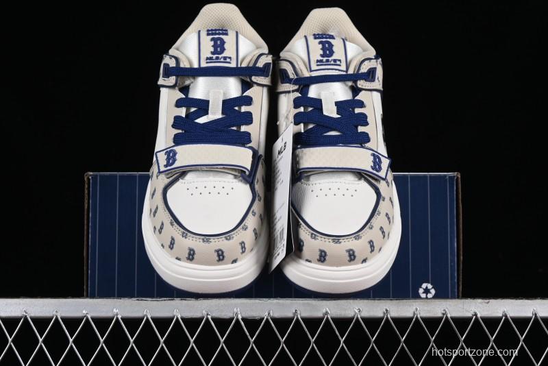 MLB Chunky Liner New York Yankees Lightweight Platform Sneakers with 6cm Height Increase - 3ASXLM13N43BGL