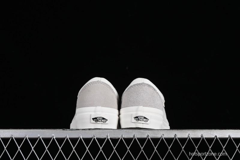 Vans Old Skool Reissue 136 Classic Low-Top Skate Shoes with Detachable Cushioned Insole - VN000MT6QC5