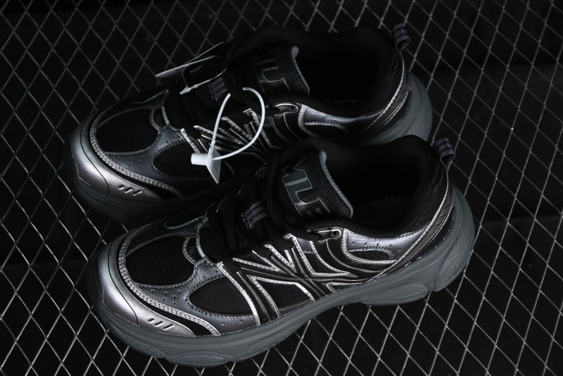 New York Yankees MLB ACE Runner Lightweight Casual Sneakers - 3ARNACE4N50BKS
