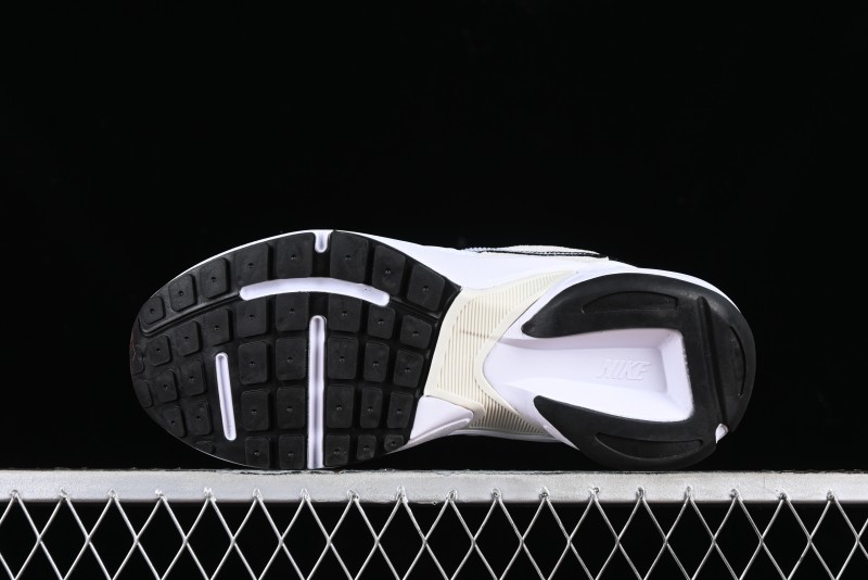 Nike AL8 Summer Retro Chunky Sneakers - FJ3794-102
