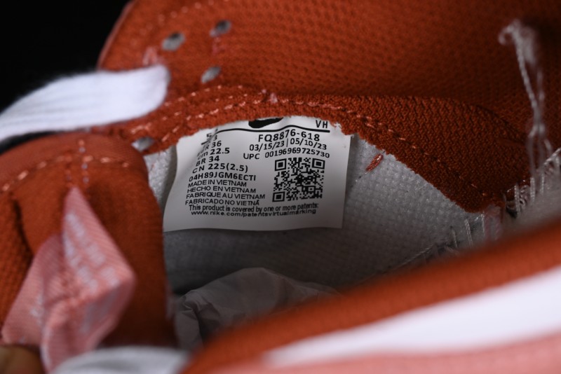 Nike Dunk Low Rose Whisper 2.0 SB Low-Top Skateboarding Shoes - FQ8876-618