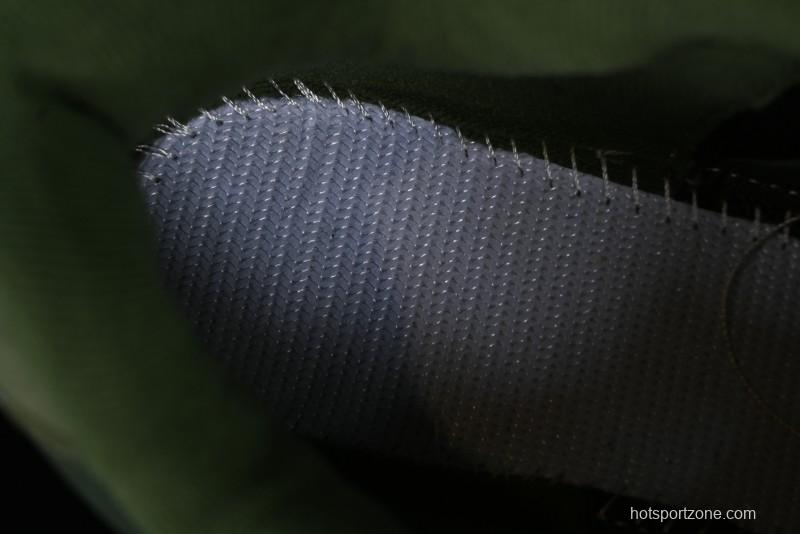 Vans Rowley XLT Series Skate Shoes with Cushioning and Durability - VN000E21BXU