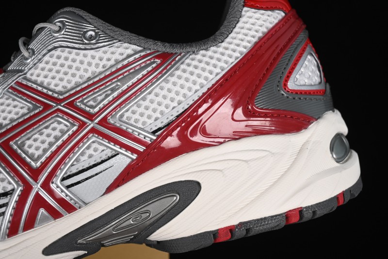 Asics Gel-Kahana Tr V4 Running Shoes with FF BLAST PLUS Cushioning Technology - 1203A585-100