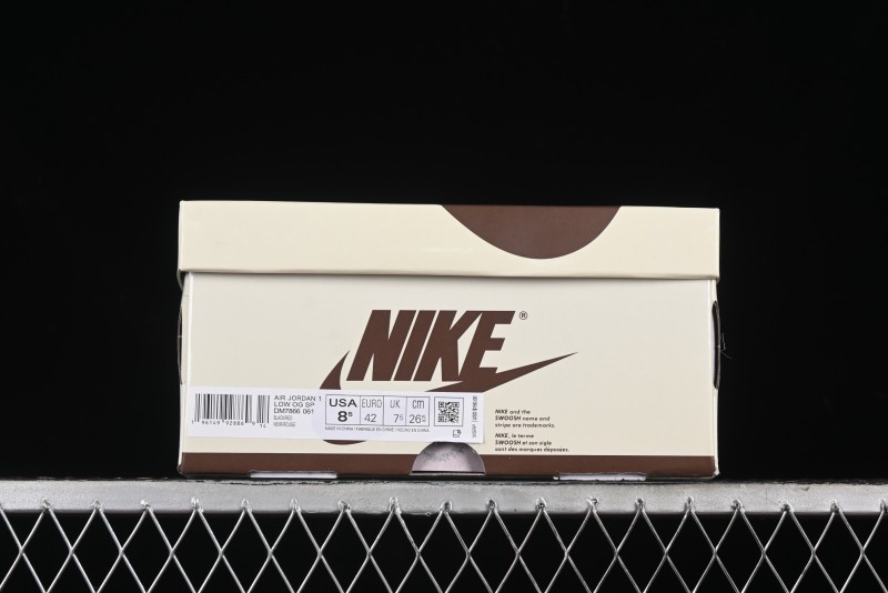 Nike Travis Scott x Air Jordan 1 Low OG AJ1 Reverse Swoosh Sneakers - DM7866-061
