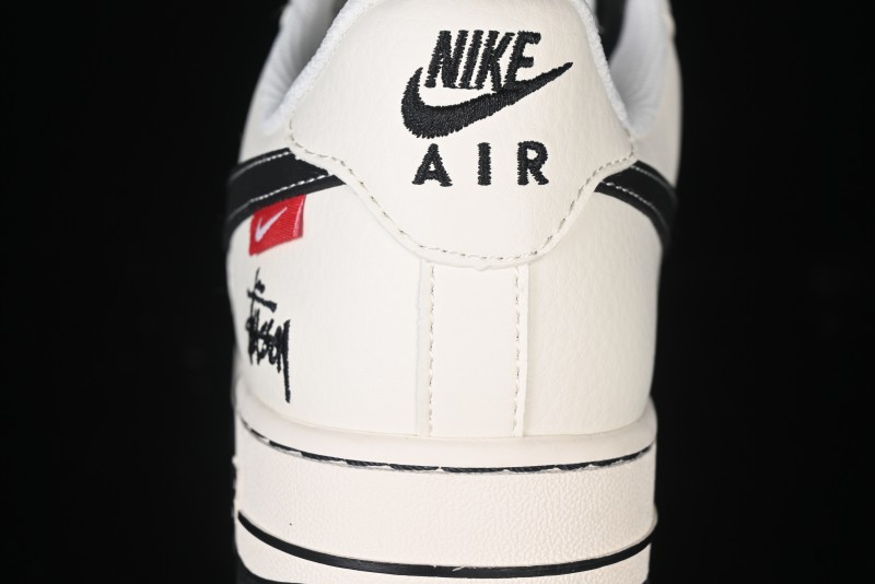 Nike Air Force 1 '07 Low Stussy Collaboration - Black Woven Label Low-Top Casual Sneakers - SJ6698-011