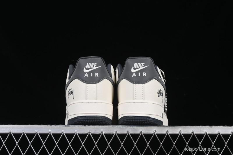 Nike Air Force 1 '07 Low Stussy Collaboration - Light Grey Triple Swoosh Low-Top Casual Sneakers - KK1988-037