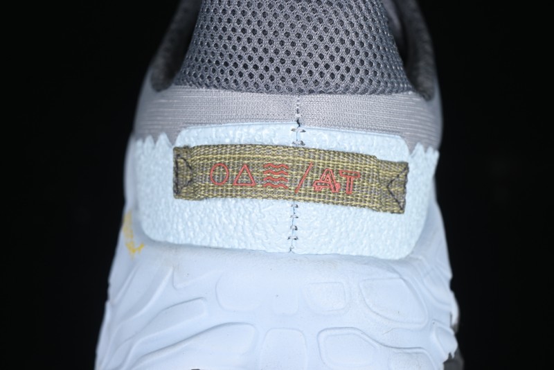New Balance Fresh Foam X More V3TDS Low-Top Running Shoes with Durable Slip-Resistant Outsole - MTMORAG3