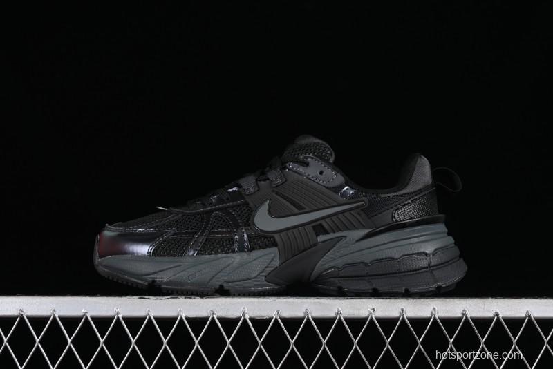 Nike Runtekk V2K Retro Low-Top Running Shoes with Cushlon Midsole and Anti-Slip Design - FD0736-001