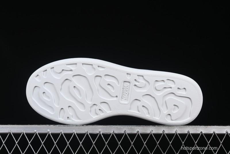 Alexander McQueen Oversized Sneakers with Gradient Black Detailing - D.E5