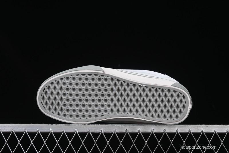 Vans Knu Skool Low-Top Retro Chunky Sneakers - VN0009QCBUH