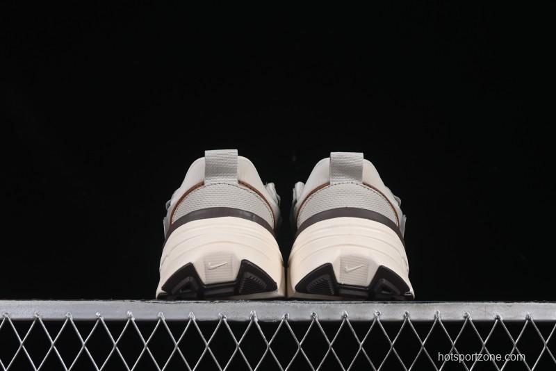 Nike Runtekk Run Retro Low-Top Running Shoes with Cushlon Midsole and Anti-Slip Design - FN0738-107