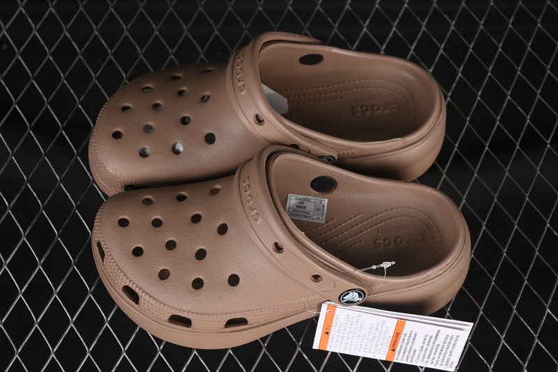 Crocs Classic Clog Cloud Retro Sandals with Adjustable Heel Strap - B.D4