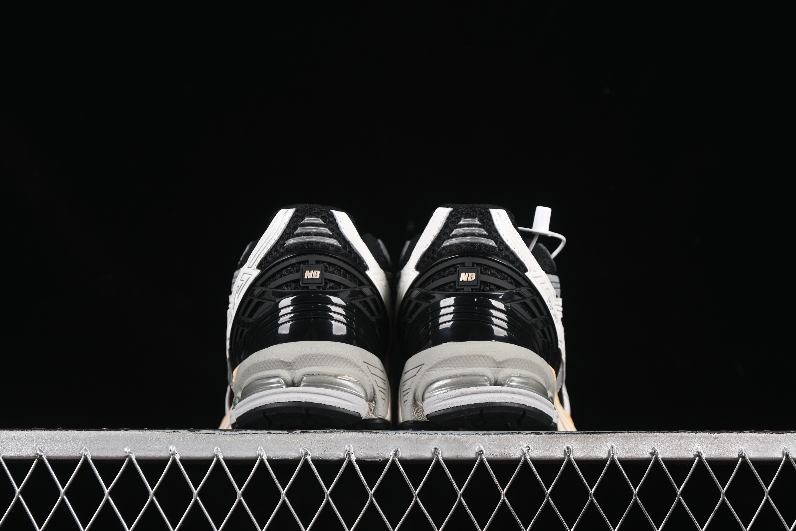 New Balance 1906 Series Retro Dad Style Casual Running Shoes - U1906NC