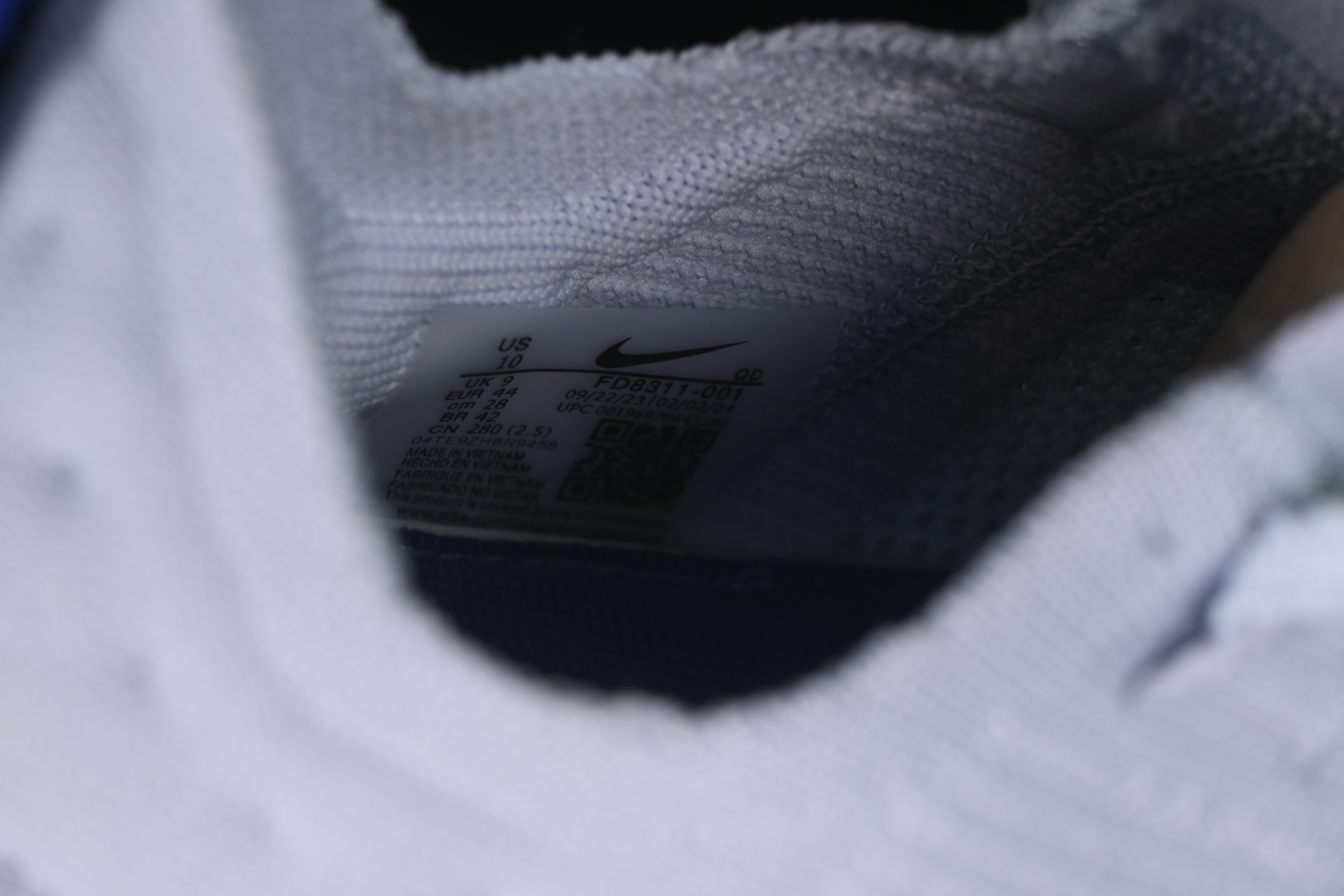 Nike Zoom AlphaFly Next 3% Prototype Marathon Running Shoes with Dual Air Zoom and ZoomX Foam - FD8311-001