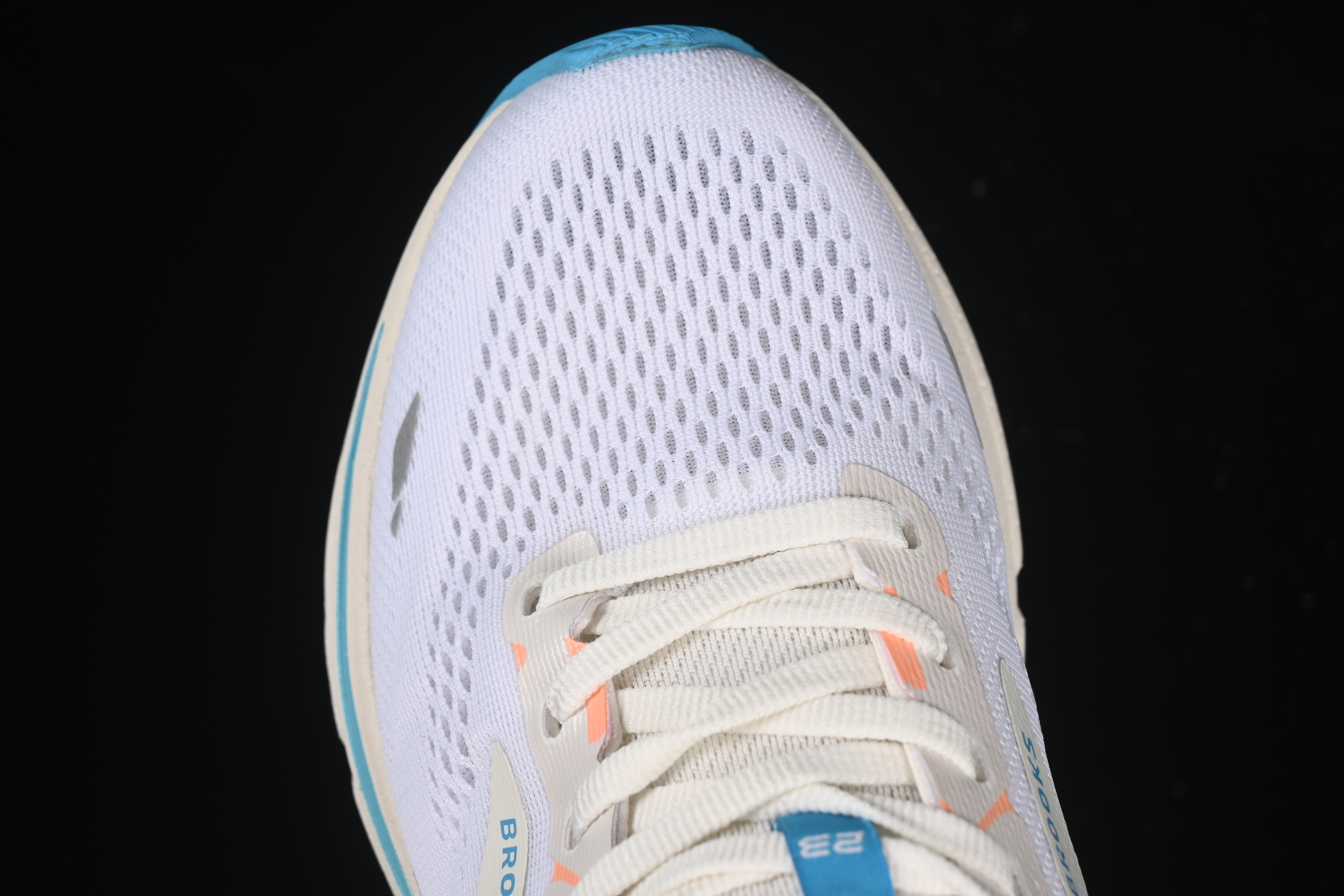 Brooks Adrenaline GTS 23 Running Shoes with Enhanced Support and Breathable Mesh - 1203811B104