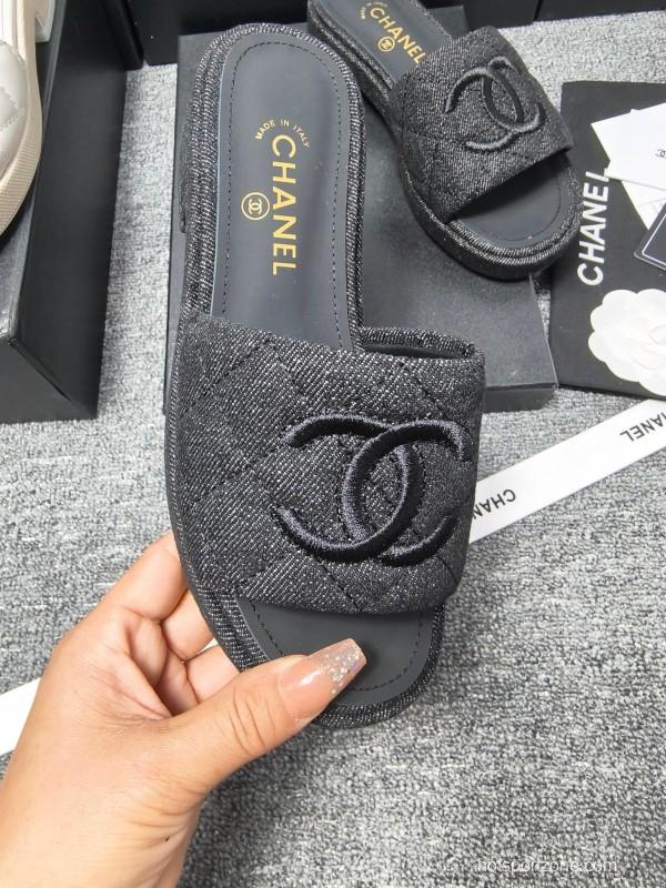 2025 Slippers Chanel Black Fabric Slippers