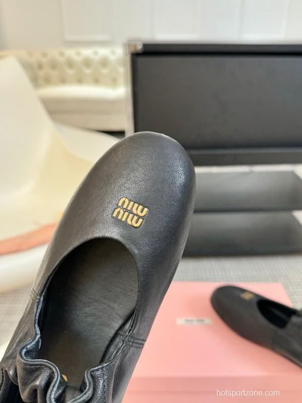 2025 Women Miu Miu Black Leather Ballet Flats
