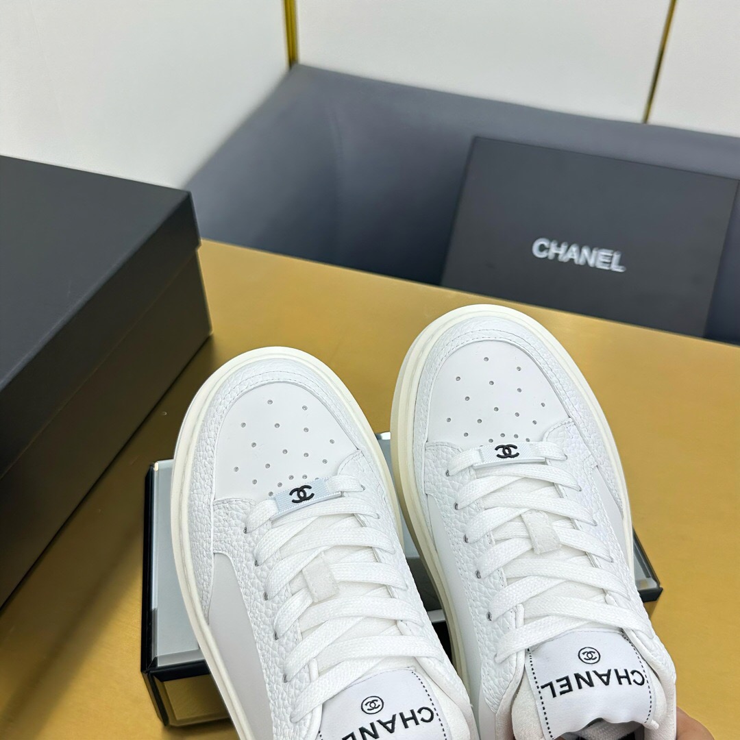 2025 Unisex Chanel White Leather Sneakers Platform Sneakers