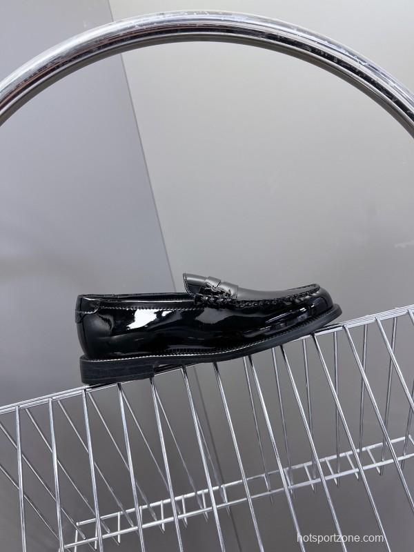 2025 Women Yves Saint Laurent Black Calf Leather Loafers KFY00350