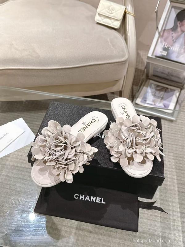 2025 Women Chanel Beige Leather Mules Floral Decoration