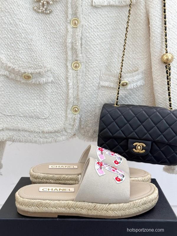 2025 Slippers Chanel Beige Floral Embroidery Espadrille KFY00230