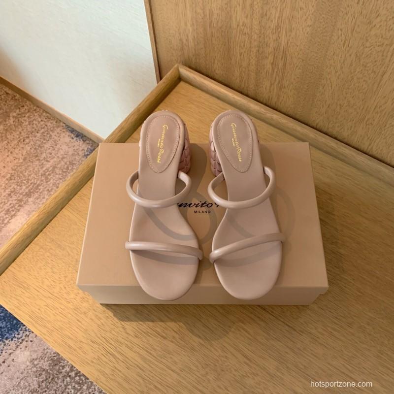 2025 Women Gianvito Rossi Beige Leather Slippers KFY00260
