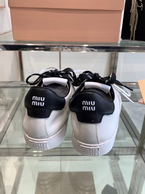 2025 Women Miu Miu White Black Leather Sneakers LY00290