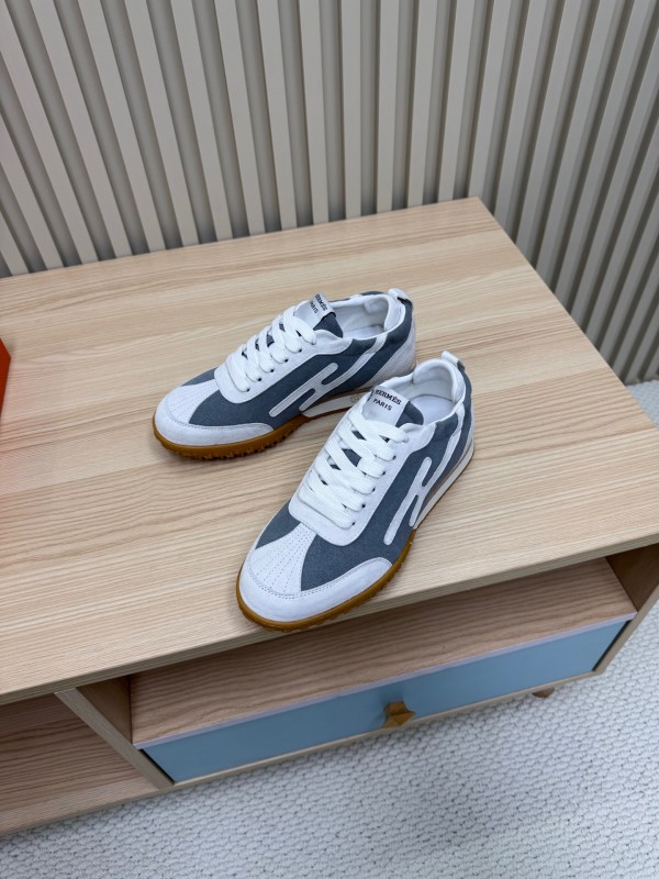 2025 Unisex Hermès White Grey Suede Canvas Sneakers KFY00300