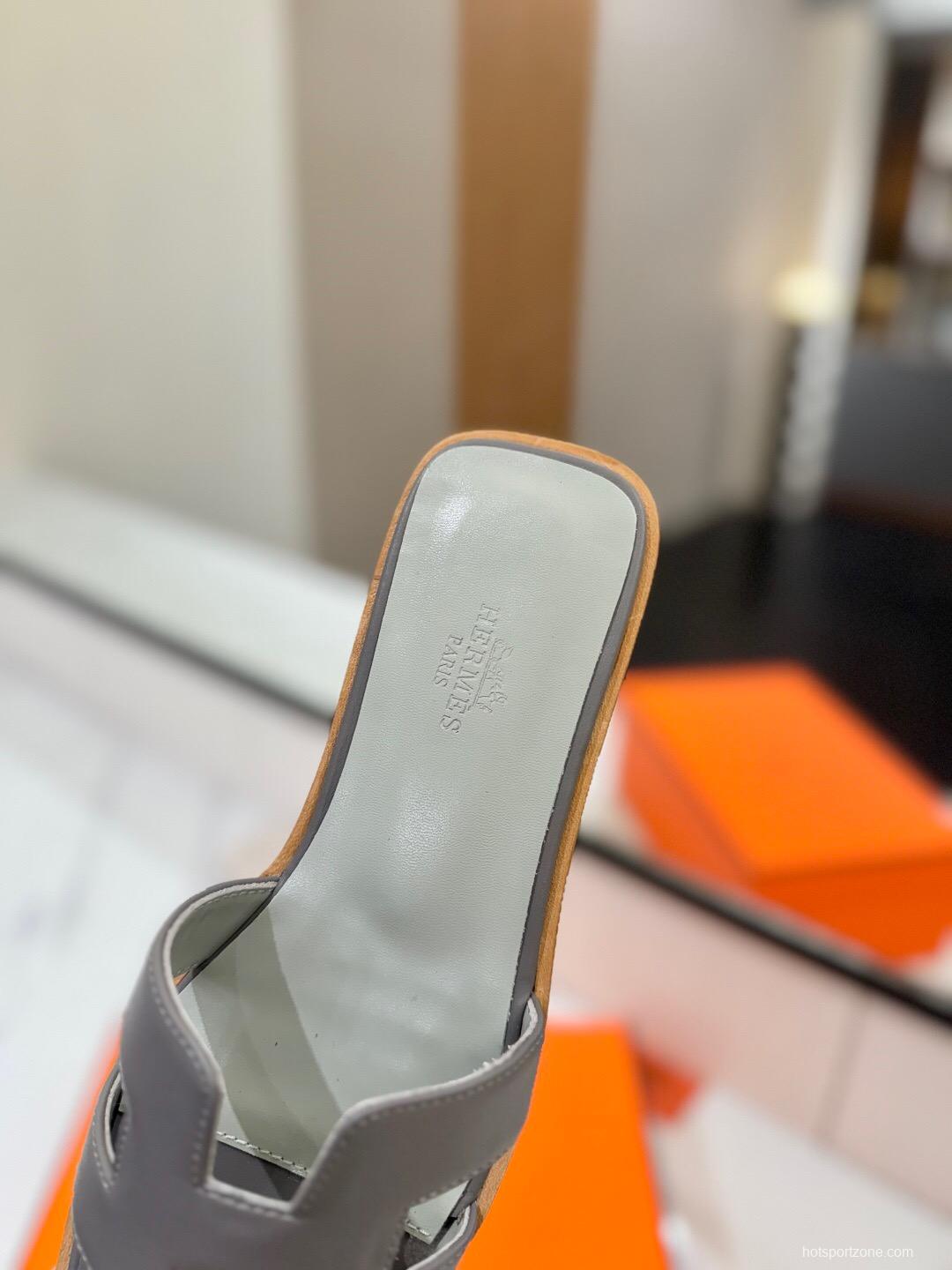 2025 Women Hermès Gray Leather Slippers