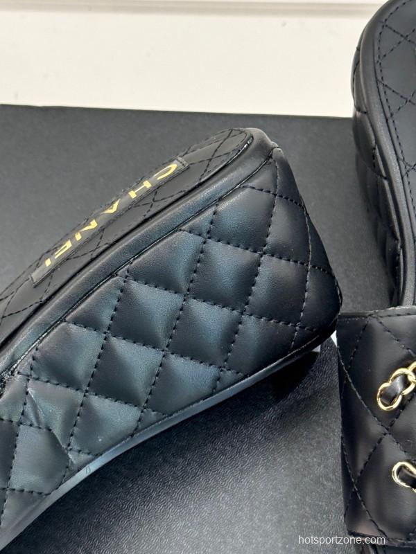 2025 Slippers Chanel Black Leather Slip-On Chain CC Logo