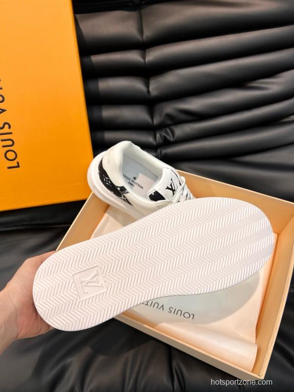 2024 Men Louis Vuitton White Leather Mesh Sneakers MJ00400