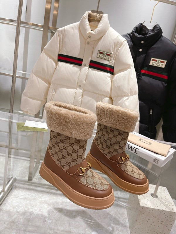 2024 Women Gucci beige brown leather shearling snow boots MJ00420