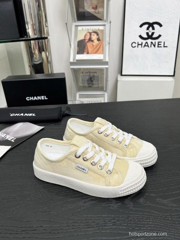 2025 Women Chanel Cream Canvas Leather Casual Sneakers LY00230