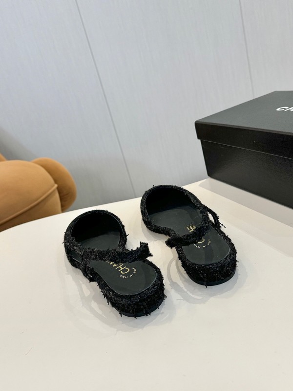 2025 Women Chanel Black Leather Tweed Ballet Flats LY00240