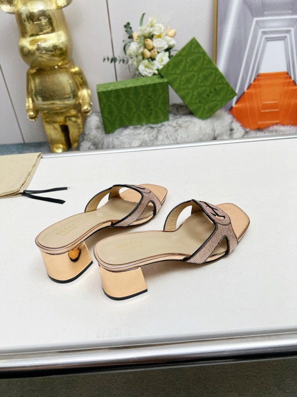 2025 Gucci Beige Leather Slippers MJ00190
