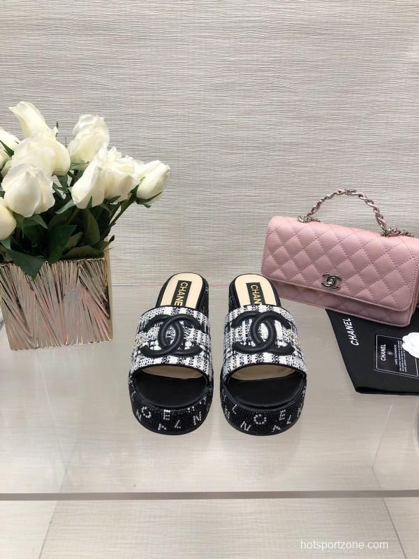 2025 Women Chanel Black White Tweed Platform Sandals LY00320