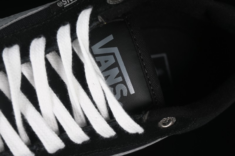 Vans Faulkner Low-Top Casual Skate Shoes - VN0A34A4MKI