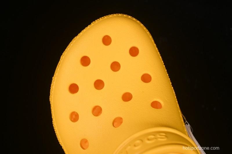 Crocs Classic Two-Way Beach Clog Sandals - B.D4