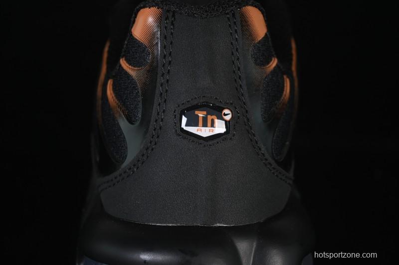 Nike Air Max Plus Retro Running Shoes with Air Cushion - FN6949-400