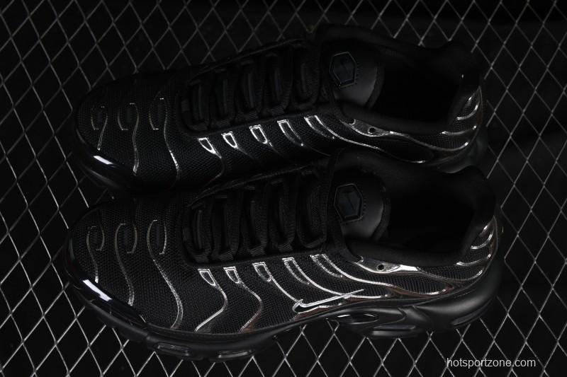 Nike Air Max Plus Retro Running Shoes with Air Cushion Technology - HJ9743-001