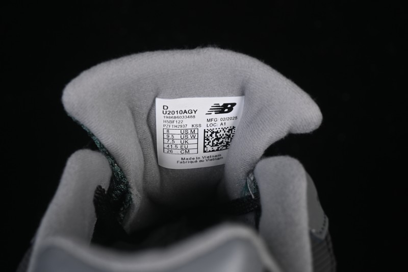 New Balance 2010 Series Retro Casual Running Shoes with Suede and Mesh Upper - U2010AGY