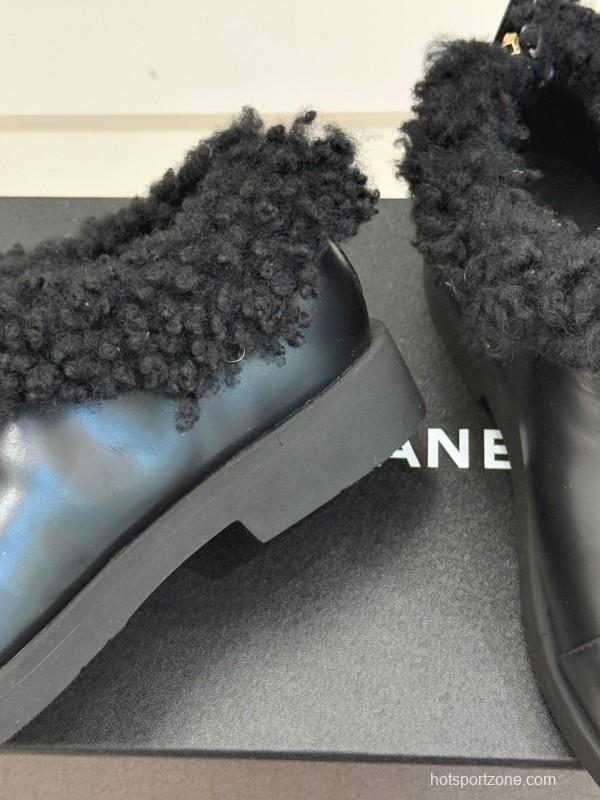 Chanel 2025/SS Double C Color-Block Shearling Snow Boots - KFY00270