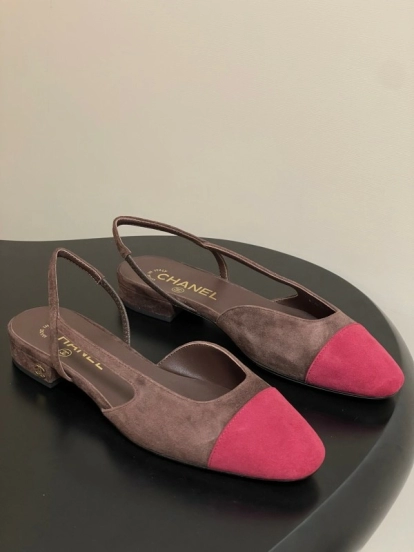 Chanel Sling-back Two-tone Suede Slingback Sandals Flat/Block Heel - KFY00280